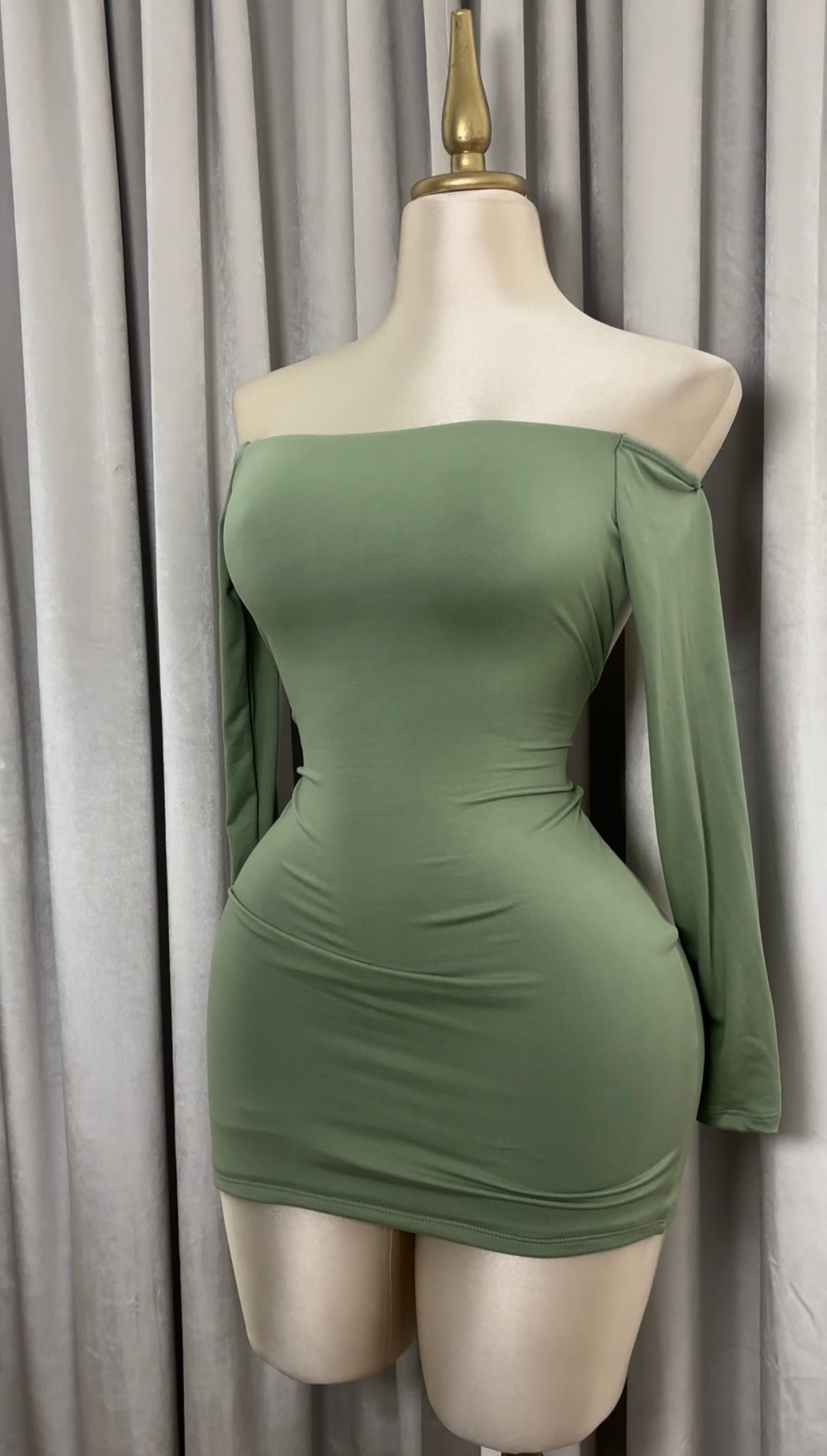 Back to Sleek Dress